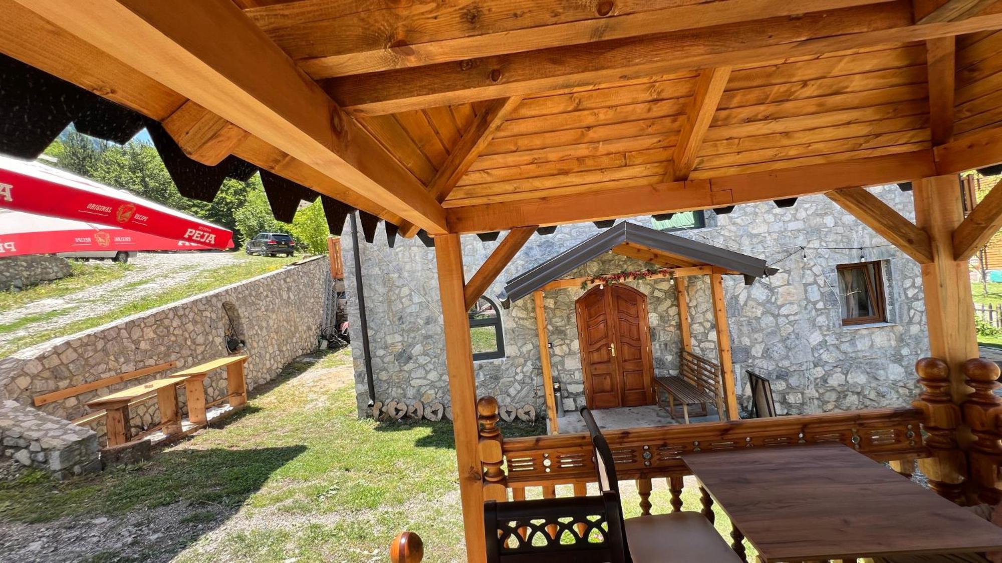Stonehouse Villa Valbone Eksteriør bilde